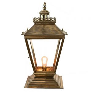 Chateau Medium Solid Brass 1 Light Gate Lantern